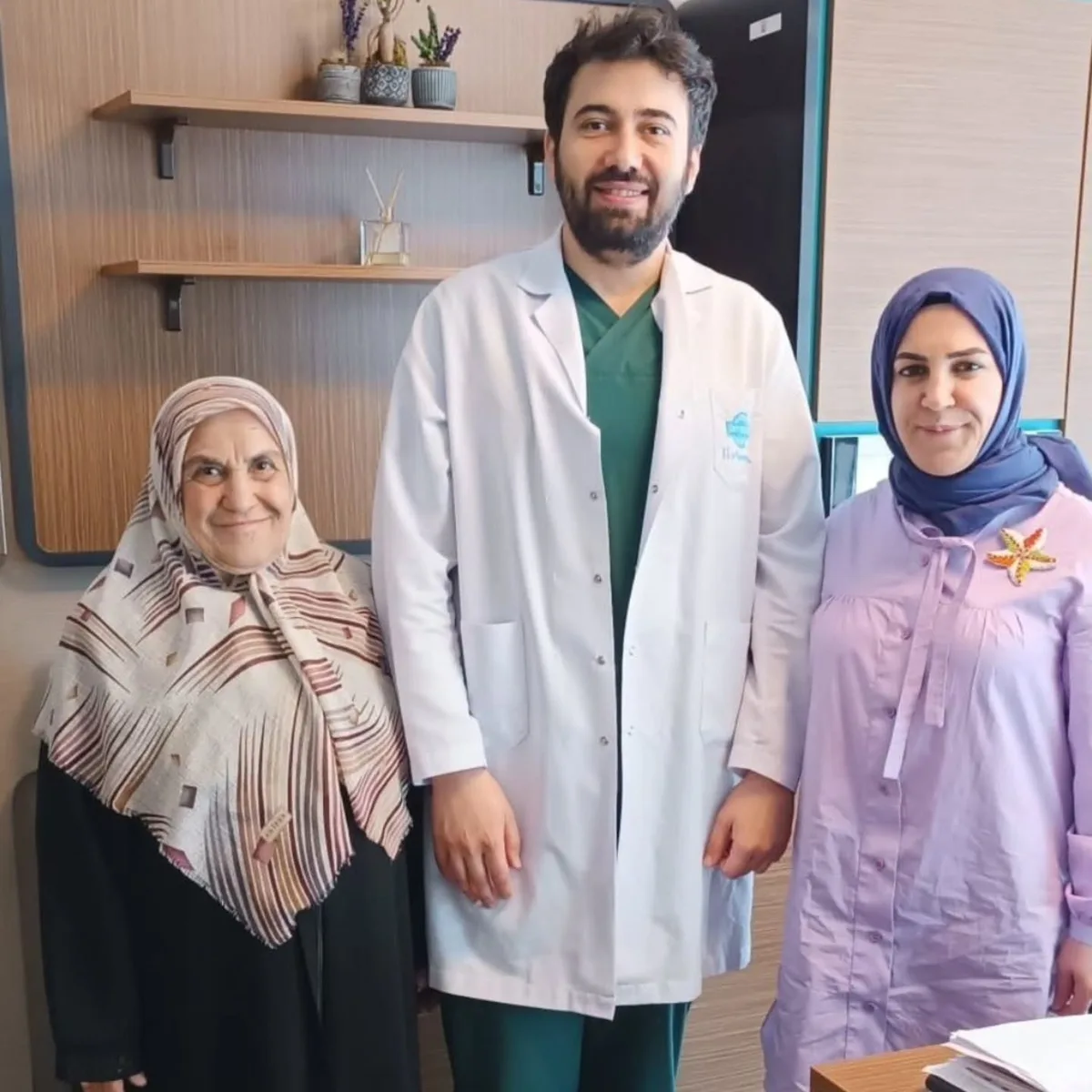 Hastamız — Op. Dr. Yücel Polat